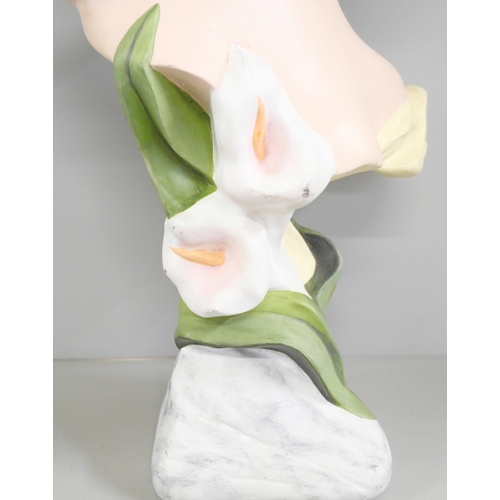 2258 - An Art Nouveau style bust of a lady