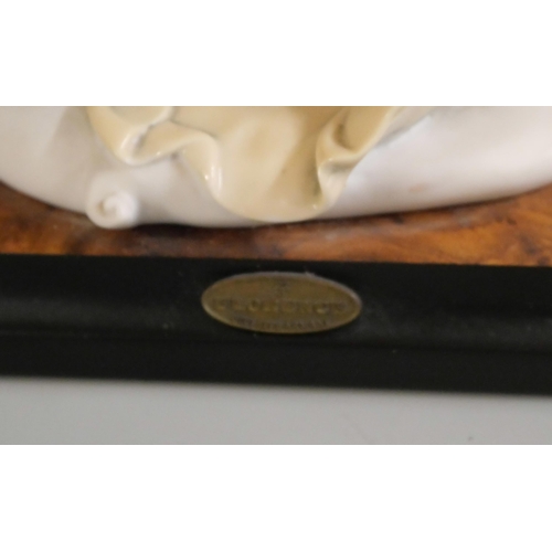 2260 - Two Neopolitan figures, both limited edition, woman with peacock figure a/f