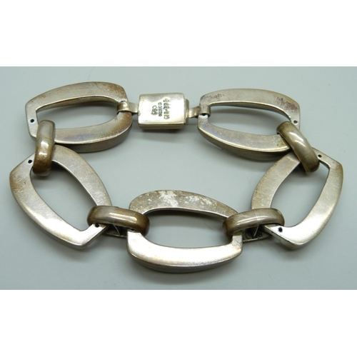 7087 - A silver bracelet marked Mexico, 78g, 21.5cm