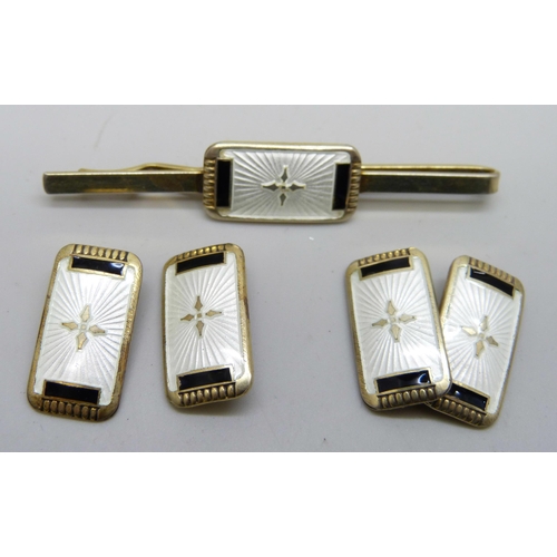 7100 - An Ivar T. Holth 830 silver tie bar and cufflink set, Norwegian, enamelled detail, one cufflink a/f