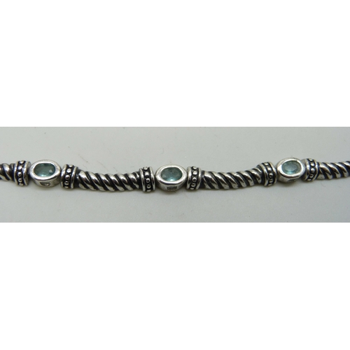 7101 - A silver and stone set necklace, 32g, 41cm