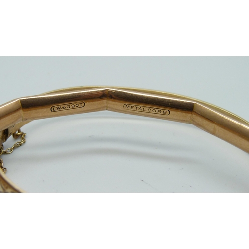 7126 - Three 9ct gold with metal core bangles