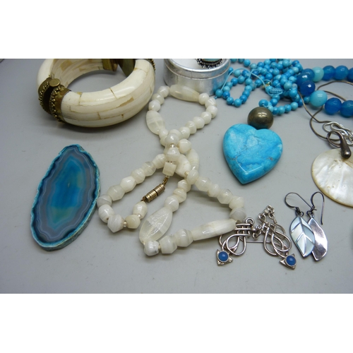 7149 - Turquoise and other bead jewellery, bangle, etc.