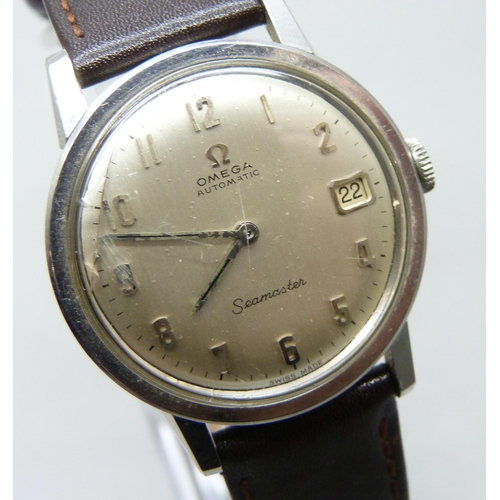 7196 - An Omega Seamaster automatic wristwatch, second hand loose