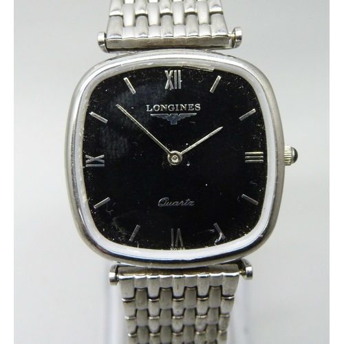 7220 - A Longines quartz wristwatch, glass loose