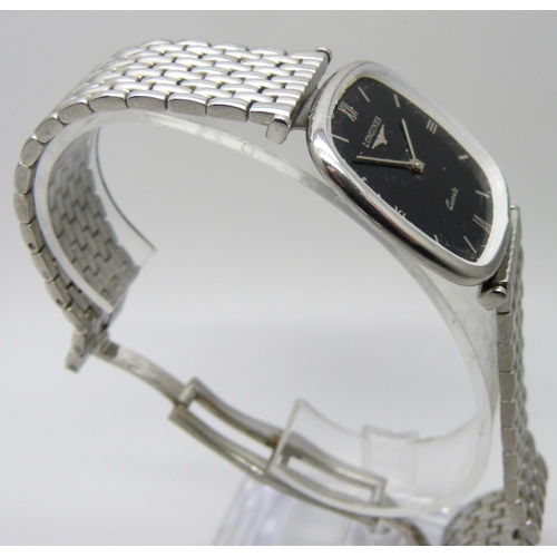 7220 - A Longines quartz wristwatch, glass loose