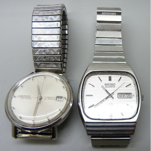 7222 - A Seiko quartz day/date wristwatch and a Seiko date wristwatch