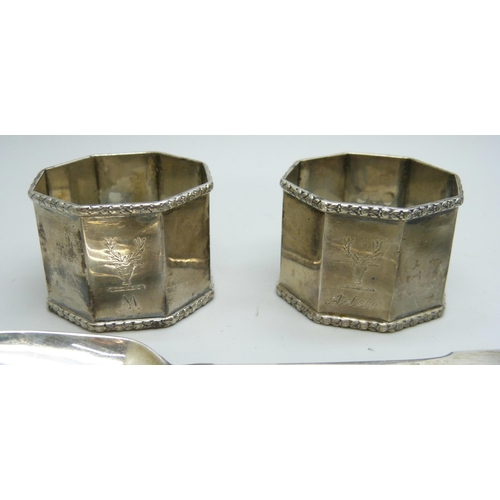 7252 - A pair of silver napkin rings and a set of six silver teaspoons, Edinburgh 1811, 131g