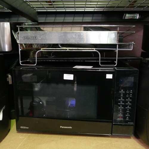 6406 - Quantity of scrap to include Gourmia Air Fryers, Panasonic Combi Microwave and Sabatier Expandable D... 