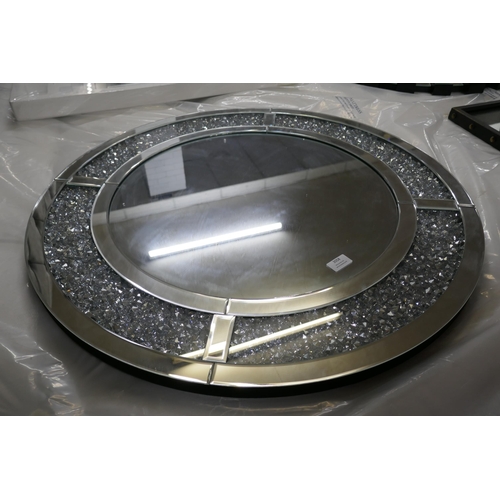 3058 - A crushed diamond effect circular mirror