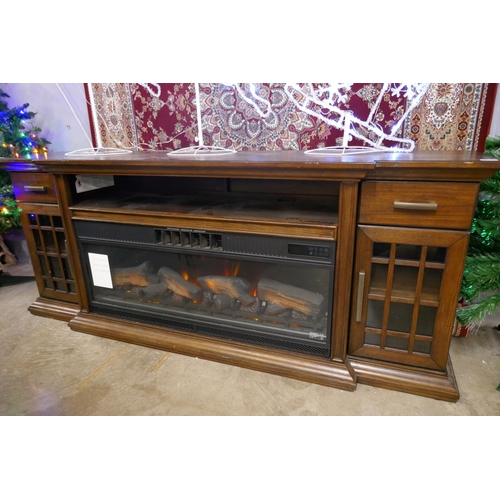 3072 - An Everett media mantel entertainment unit with electric fire (heater requires attention), Original ... 