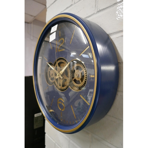 3088 - A moving gear wall hanging clock