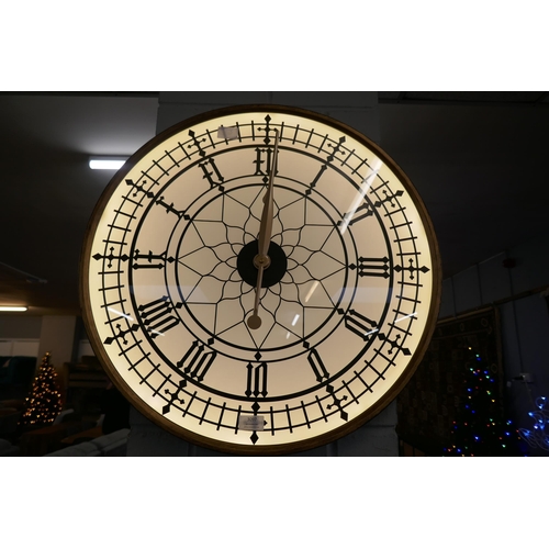 3097 - An illuminated Westminster clock