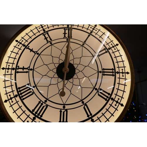 3097 - An illuminated Westminster clock