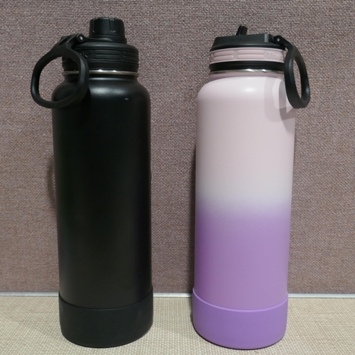 6185 - Two Thermoflask Stainless Steel Bottles and Brita Maxtra XL Style Jug  (345-41,327) *This lot is sub... 