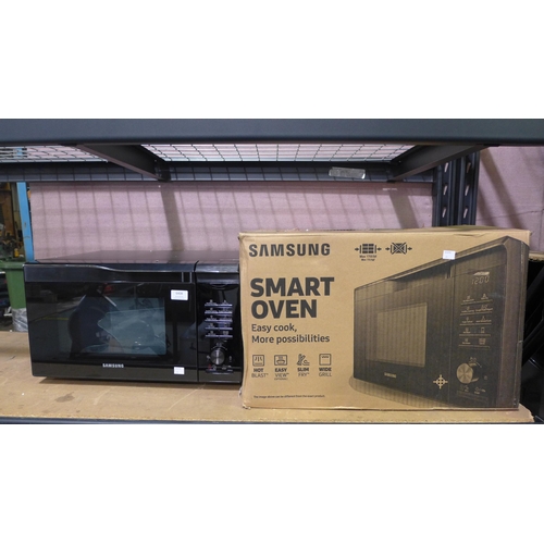 6408 - Samsung Combi Microwave   - This lot requires a UK adapter (342-71) *This lot is subject to Vat