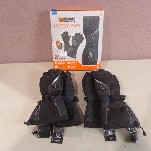 6091 - Three pairs of 3M Heated Gloves (345-729) *This lot is subject to Vat