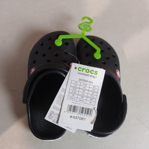 6142A - A large quantity of Children's Crocs, mixed sizes (345-744) *This lot is subject to Vat