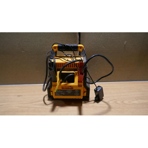 6049 - Cat Jump Starter 1200 Amp - This lot requires a UK adapter (342-220) *This lot is subject to Vat