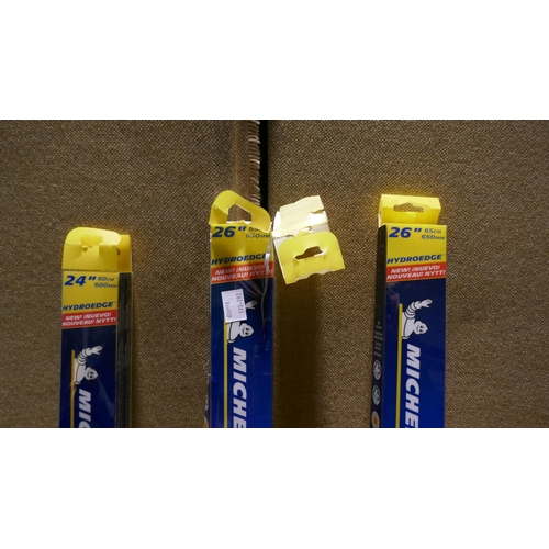 6054 - Three Michelin Hydroedge wiper blades (342-190-193) *This lot is subject to Vat