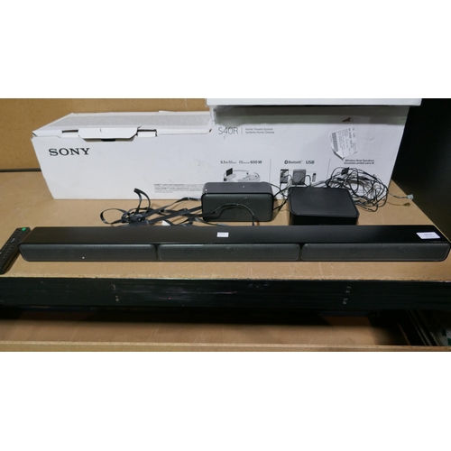 6013 - Sony Soundbar and subwoofer system with remote - Hts40R - This lot requires a UK adapter (342-46) *T... 