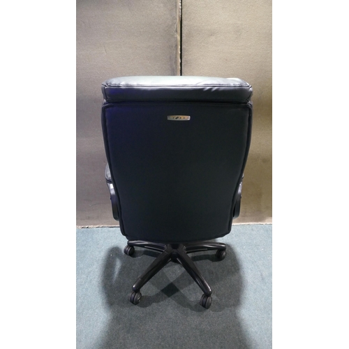 6016 - La-Z-Boy Air Executive Chair -  Model 51537, Original RRP £174.99 + Vat  (345-314) *This lot is subj... 