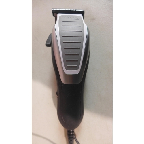 6131 - Wahl Deluxe Combi hair clippers - This lot requires a UK adapter (342-226) *This lot is subject to V... 