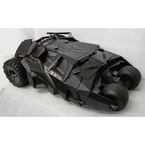 2056 - A large 1/6th scale model, Hot Toys The Dark Knight Trilogy Batmobile Tumbler