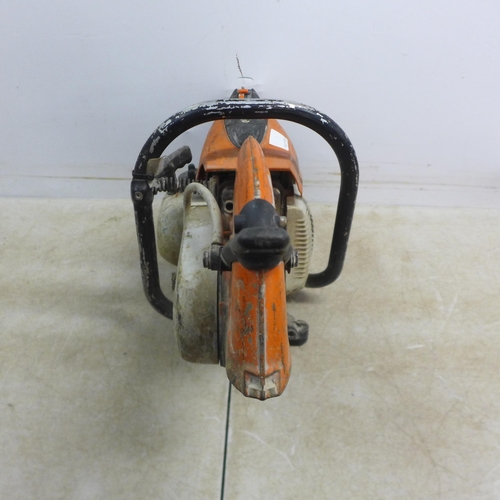 5009 - A Stihl TS410 petrol driven stone cut off saw