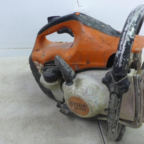 5009 - A Stihl TS410 petrol driven stone cut off saw