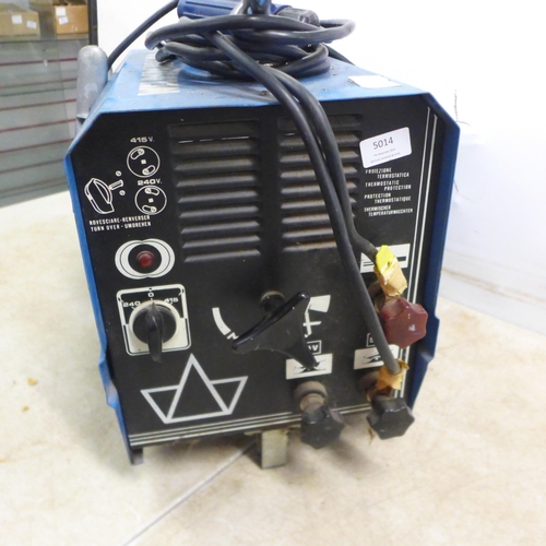 5014 - An electric Weldspares 180 welding machine and rods, brushes, gloves and mask etc.