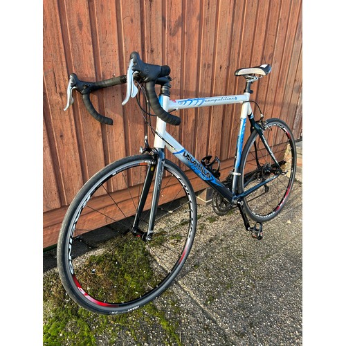 8155 - A Decathlon Competition part carbon road racer bike with Fulcrum wheels and Campagnolo gear set  * P... 