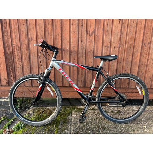 8157 - A Trek 4700 Alpha aluminium framed front suspension hardtail mountain bike  * Police repossession