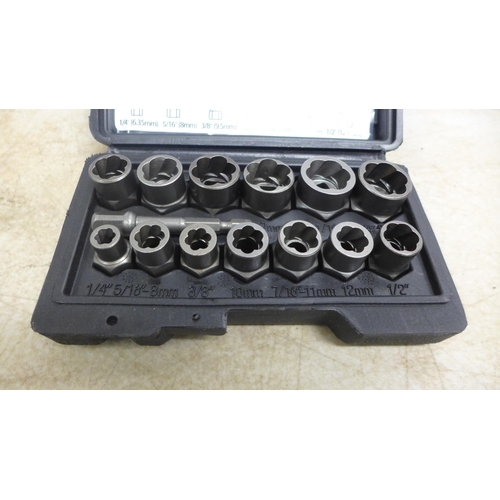 5033 - A 14 piece damaged nut/bolt removing kit