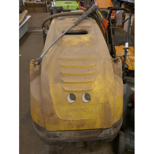 5163 - A Karcher Commercial HDS 8/17-4m high pressure steam cleaner/pressure washer