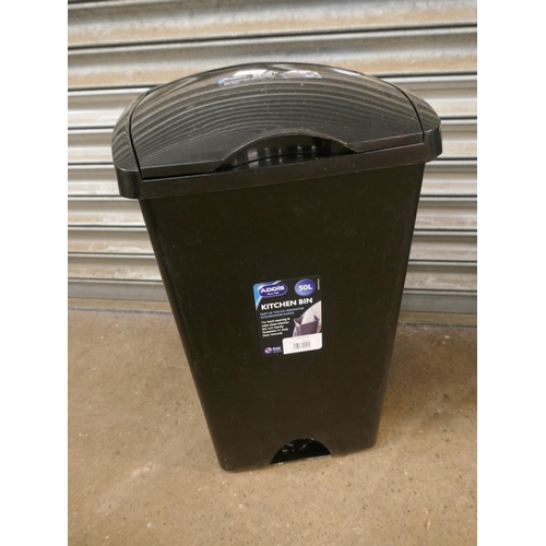 5200 - 4 assorted waste bins including 2 sensor bins