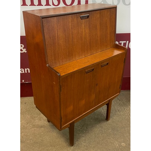 38 - A Danish teak bureau