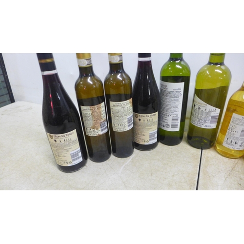 5054 - 12 assorted bottles of assorted wine including Corazon del Valle, Retsina, Jurancon, Pinta Negra, et... 