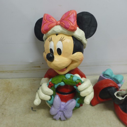 5048G - Two Disney Minnie season's greetings statues, one with box (Damaged)