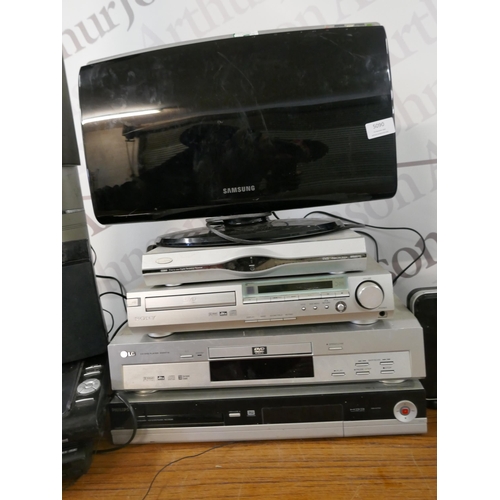 5090 - Miscellaneous electrical DVD amps, sound bar, speakers, CD players, satellite dishes (Sony brands ha... 