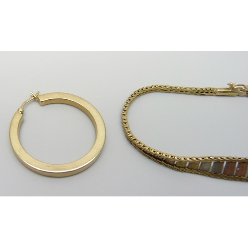 7007 - A single 9ct gold hoop earring and a 9ct tri-colour gold bracelet, 1.4g and 6.6g, 20cm