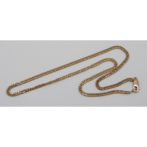 7052 - A yellow metal chain on a 925 silver gilt clasp, 4.3g, 36cm