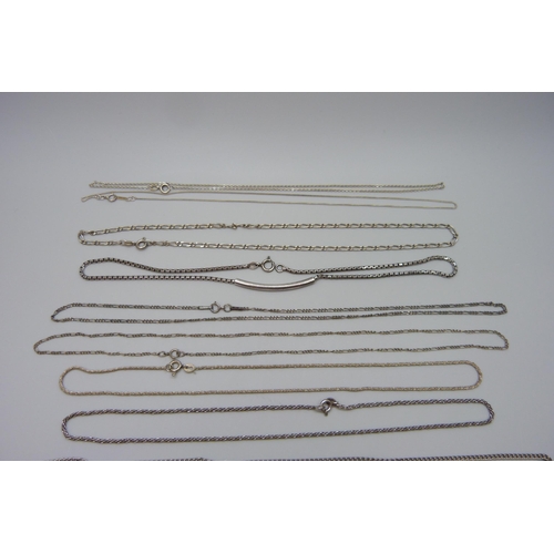 7082 - A collection of silver chains, 47g