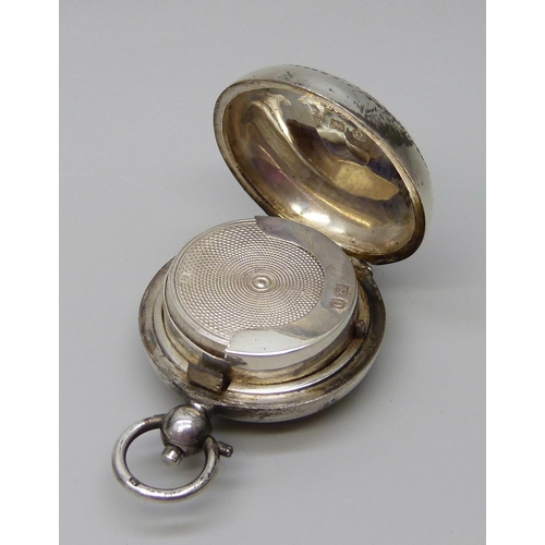 7101 - An engraved silver sovereign case, Birmingham 1913