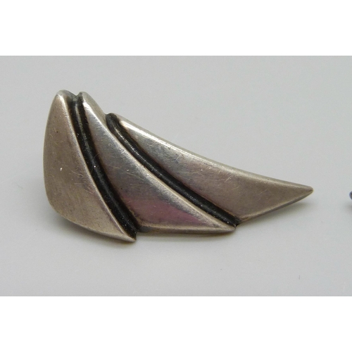 7139 - A pair of Danish 925 silver 'winged' earrings by Hans Hanssen, circa 1950