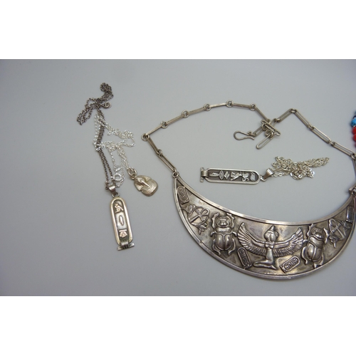 7186 - Jewellery including silver with Egyptian detail