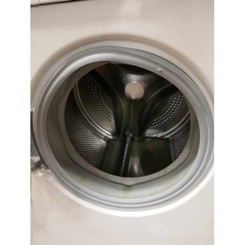 5098 - A Bosch WFL2871 1400 spin washing machine