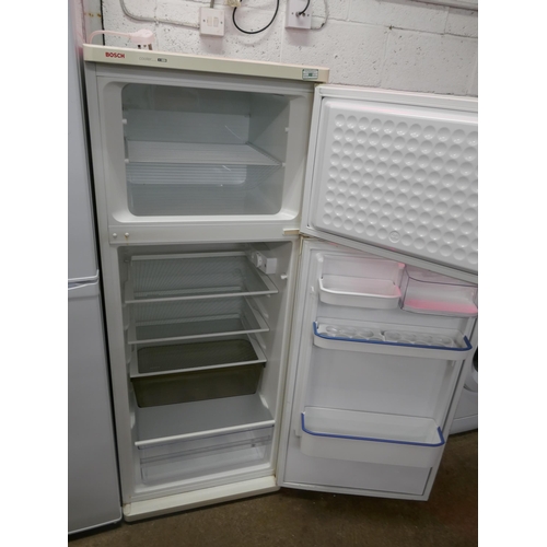 5099 - A Bosch Cooler 80/20 larder fridge freezer