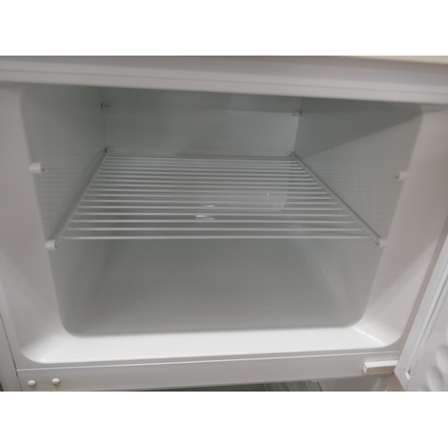 5099 - A Bosch Cooler 80/20 larder fridge freezer