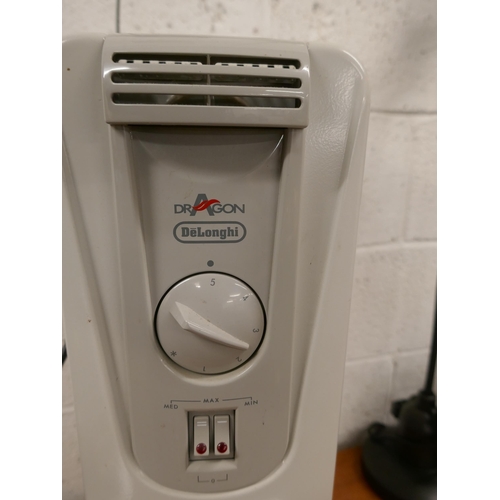 5104 - A Delonghi Dragon oil filled radiator heater